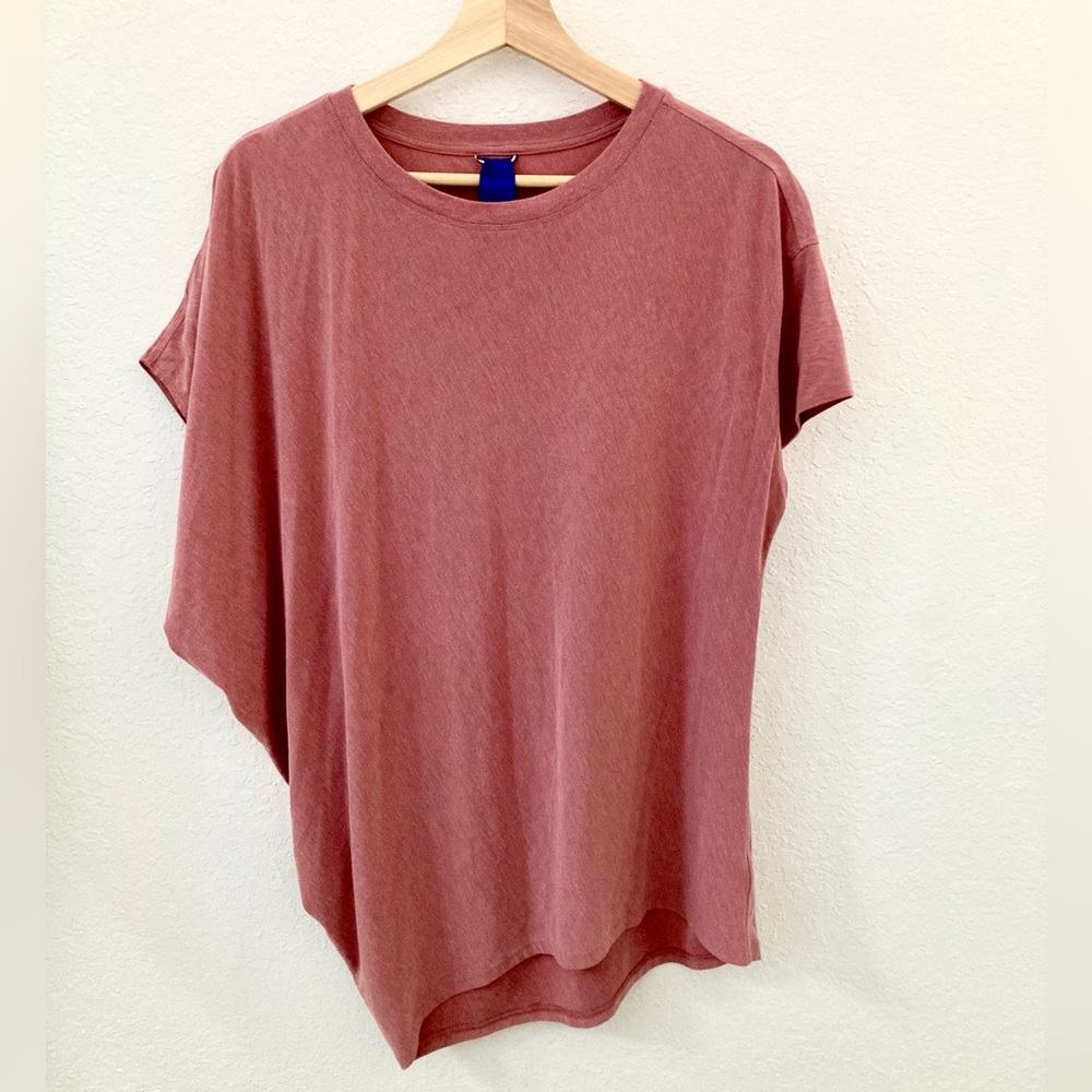 Kit and Ace Asymmetrical Wave Tee